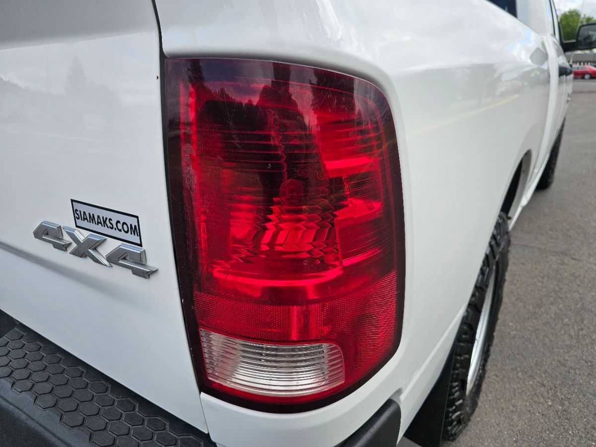 2015 RAM Ram 1500 Pickup Tradesman - Photo 18
