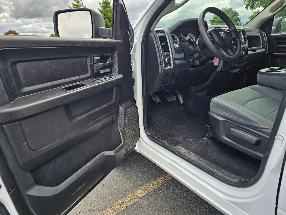 2015 RAM Ram 1500 Pickup Tradesman - Photo 26
