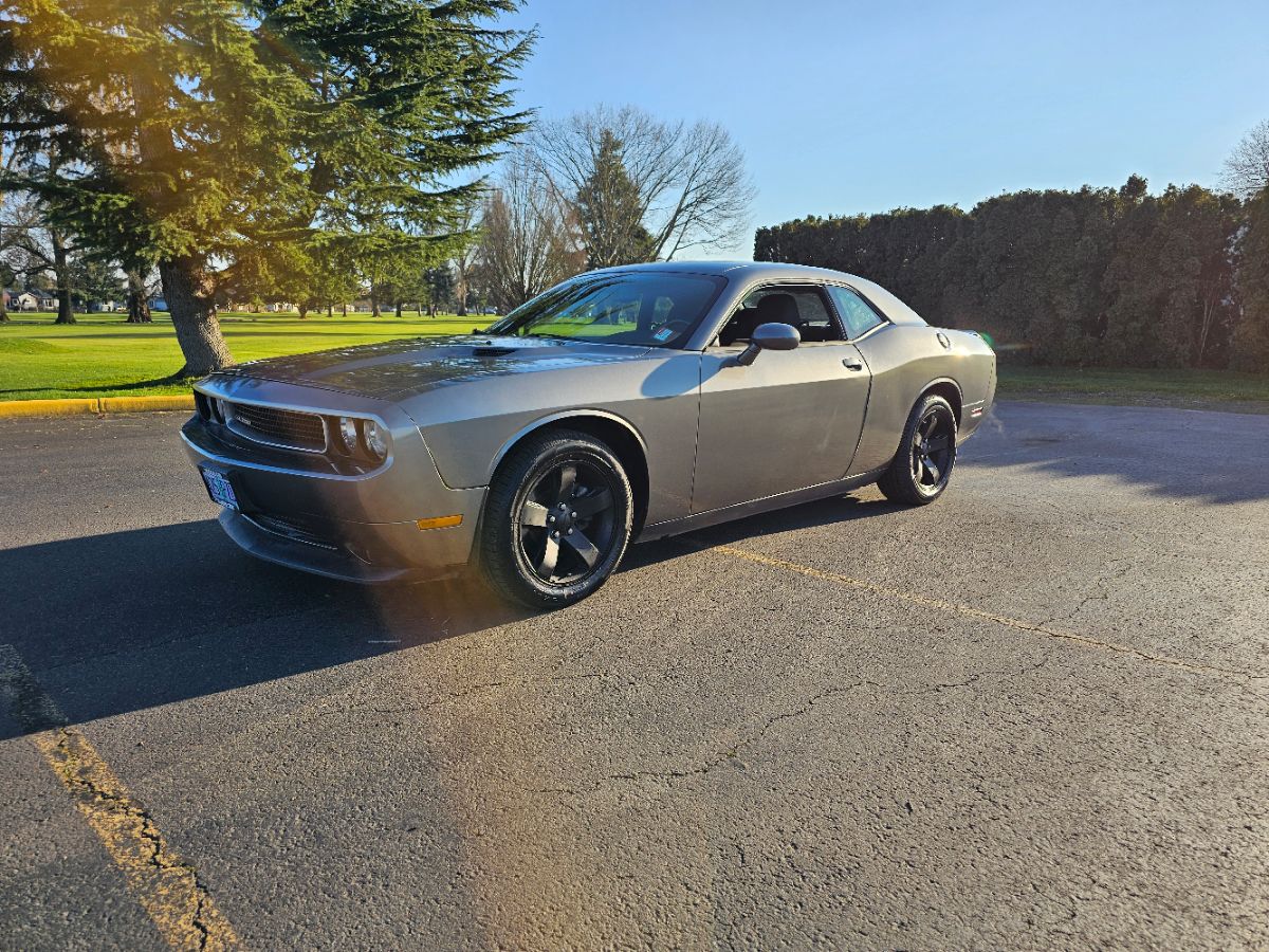 2012 Dodge Challenger SXT - Photo 3