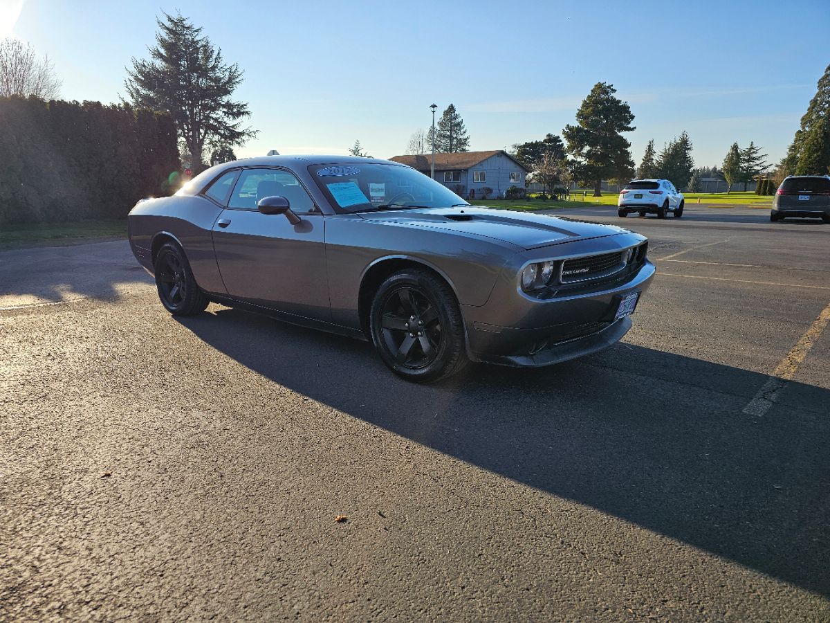 2012 Dodge Challenger SXT - Photo 6