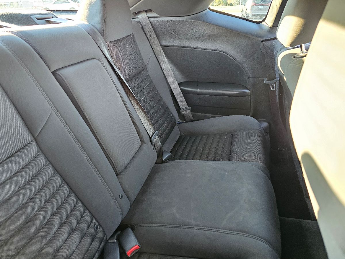 2012 Dodge Challenger SXT - Photo 15