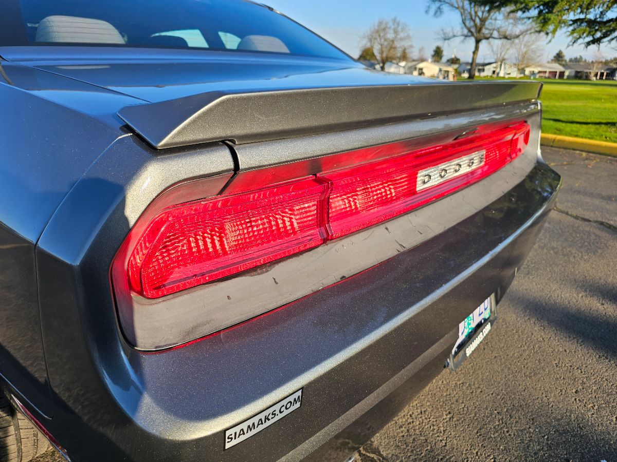 2012 Dodge Challenger SXT - Photo 21