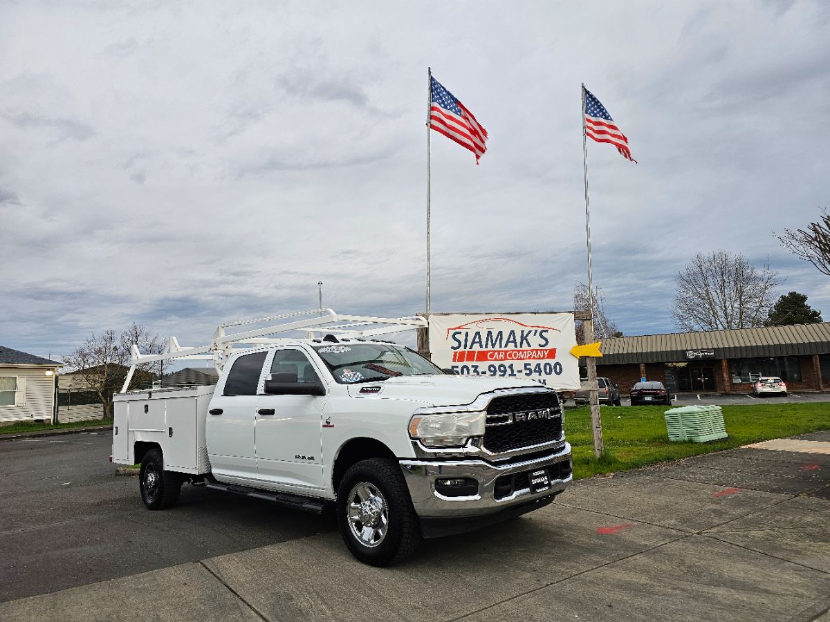 2022 RAM 3500's photo