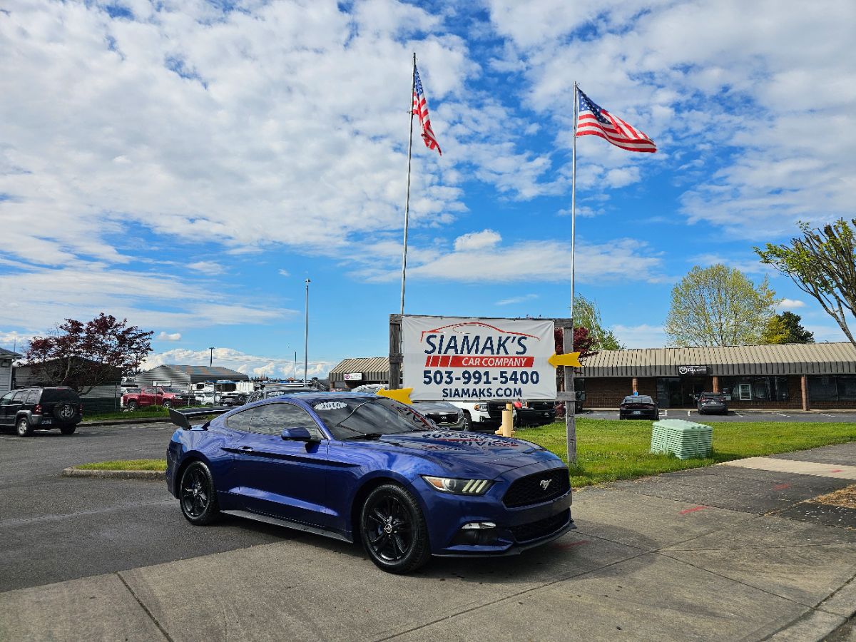 2016 Ford Mustang EcoBoost Coupe's photo