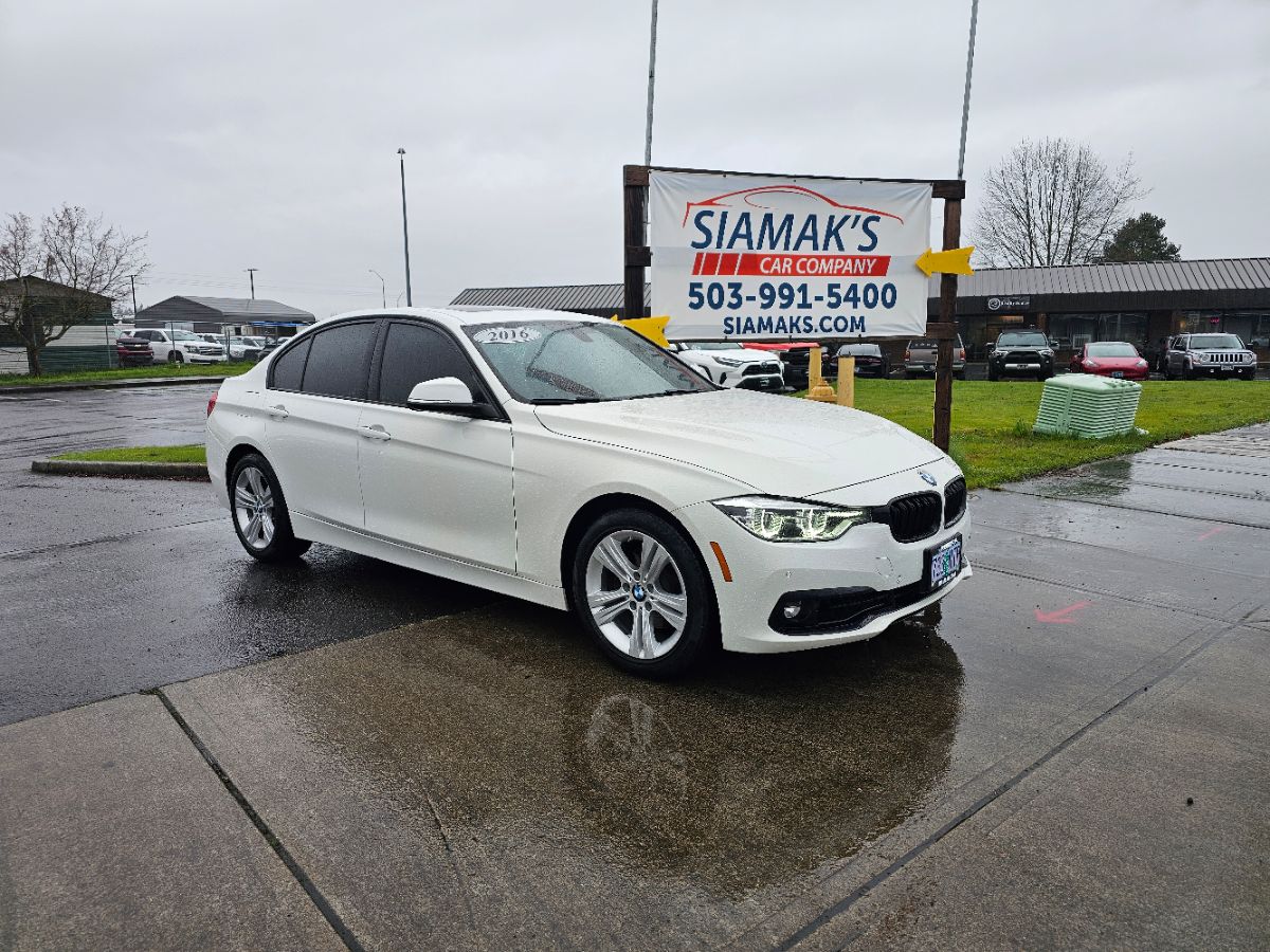2016 BMW 3 Series 328i - Photo 2
