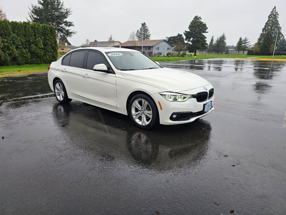 2016 BMW 3 Series 328i - Photo 6