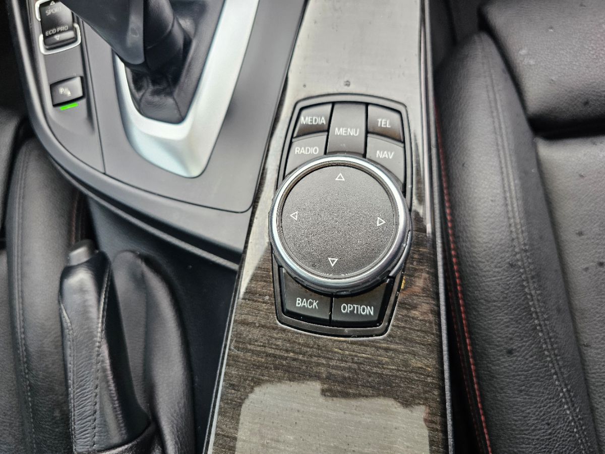 2016 BMW 3 Series 328i - Photo 13