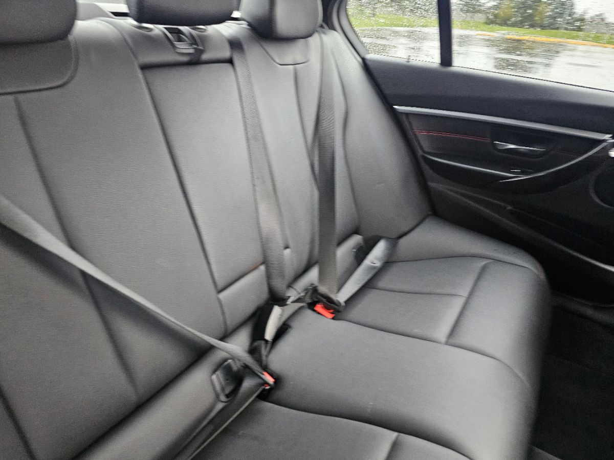 2016 BMW 3 Series 328i - Photo 17