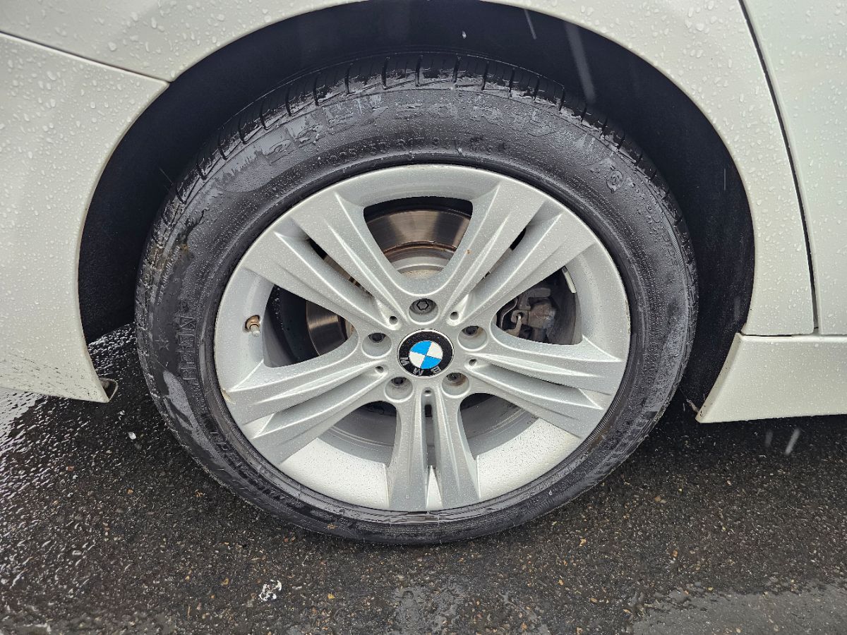 2016 BMW 3 Series 328i - Photo 19
