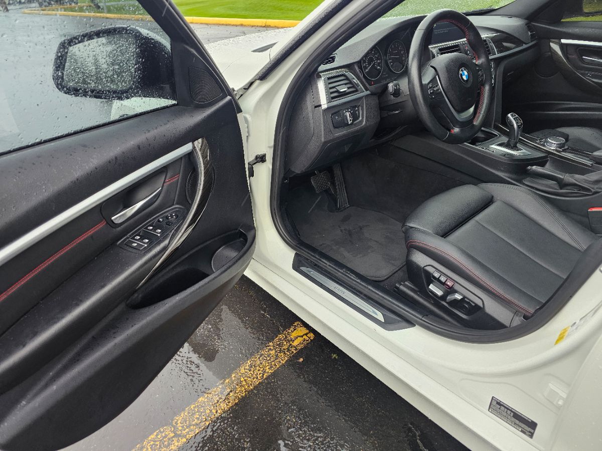 2016 BMW 3 Series 328i - Photo 29