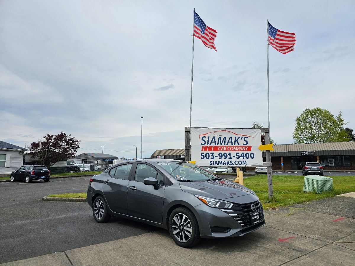 2024 Nissan Versa 1.6 SV CVT's photo