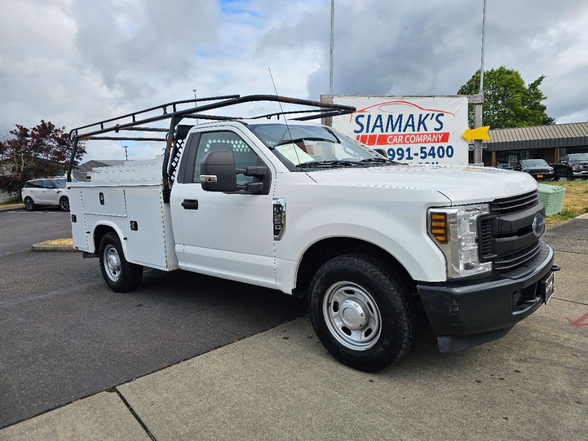 2019 Ford F-350 Super Duty XL - Photo 2