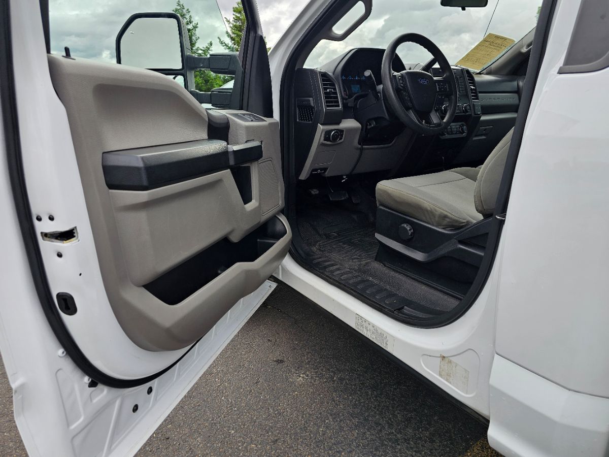 2019 Ford F-350 Super Duty XL - Photo 25