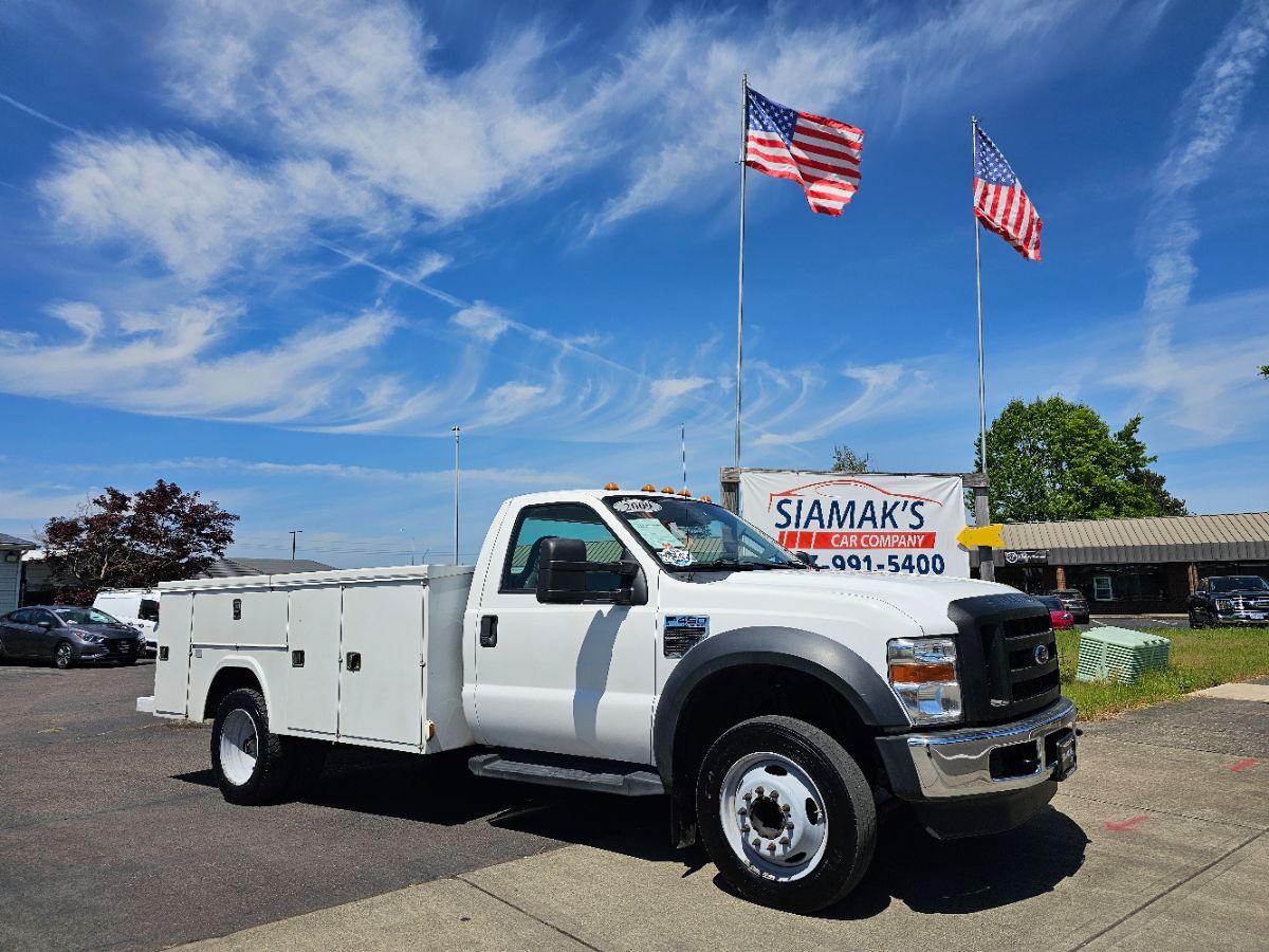 2009 Ford F-450 XL Regular Cab 165-In DRW's photo