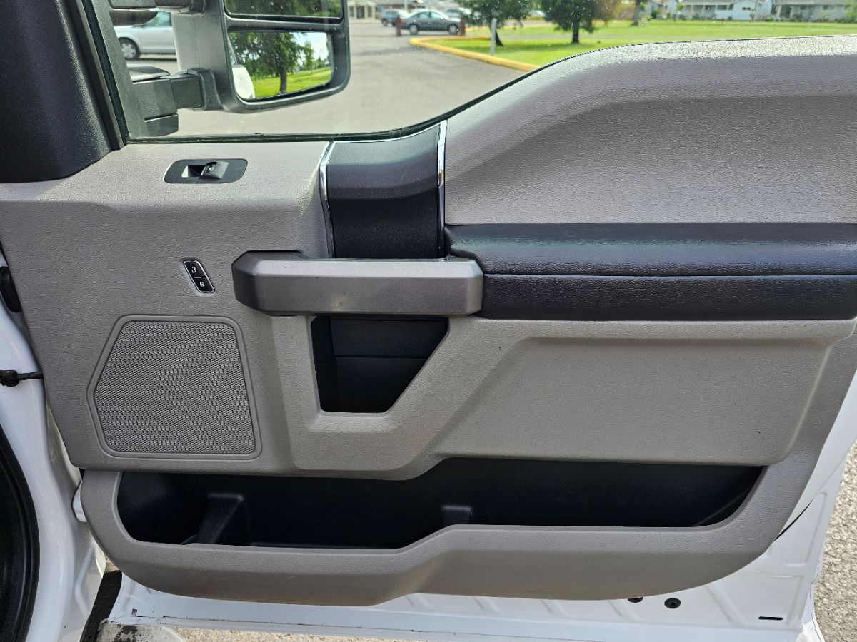2019 Ford F-250 Super Duty XLT - Photo 15