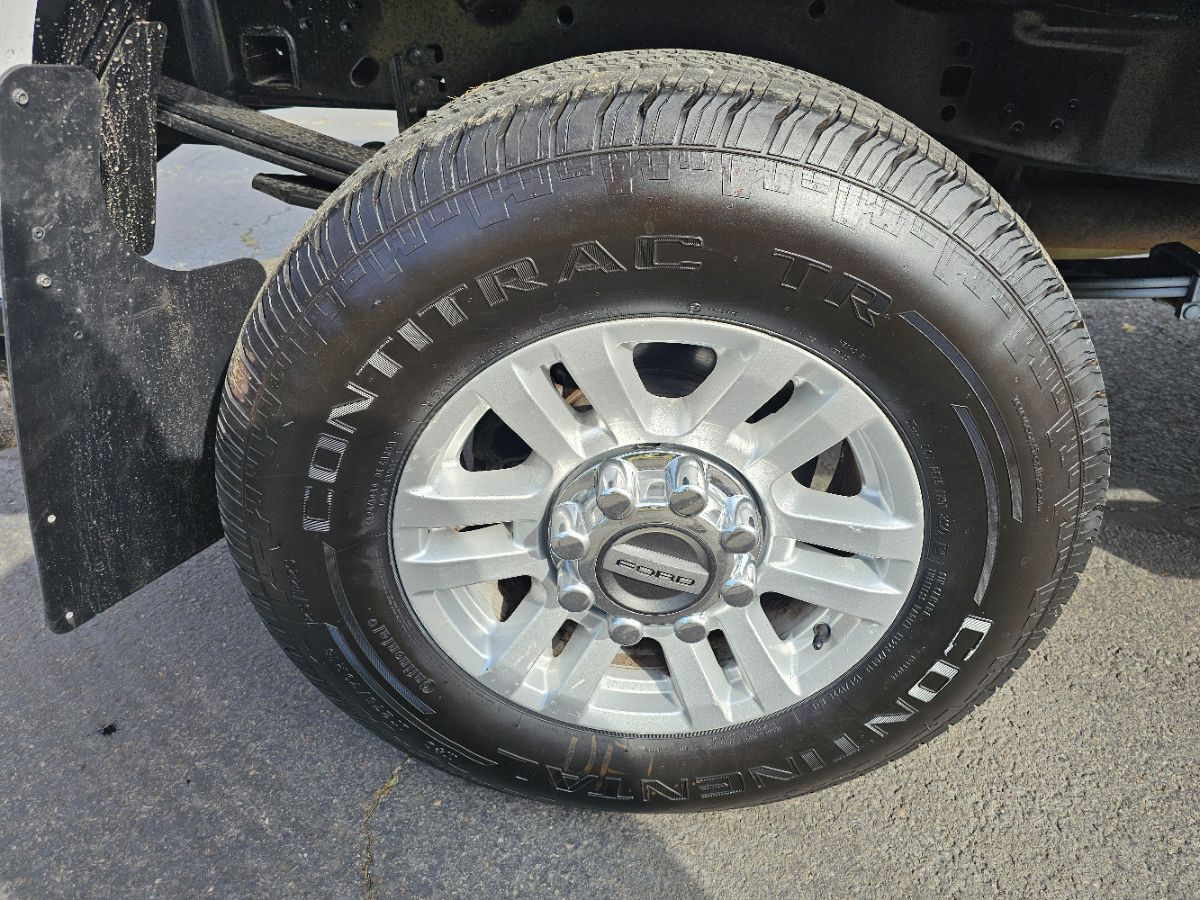 2019 Ford F-250 Super Duty XLT - Photo 18