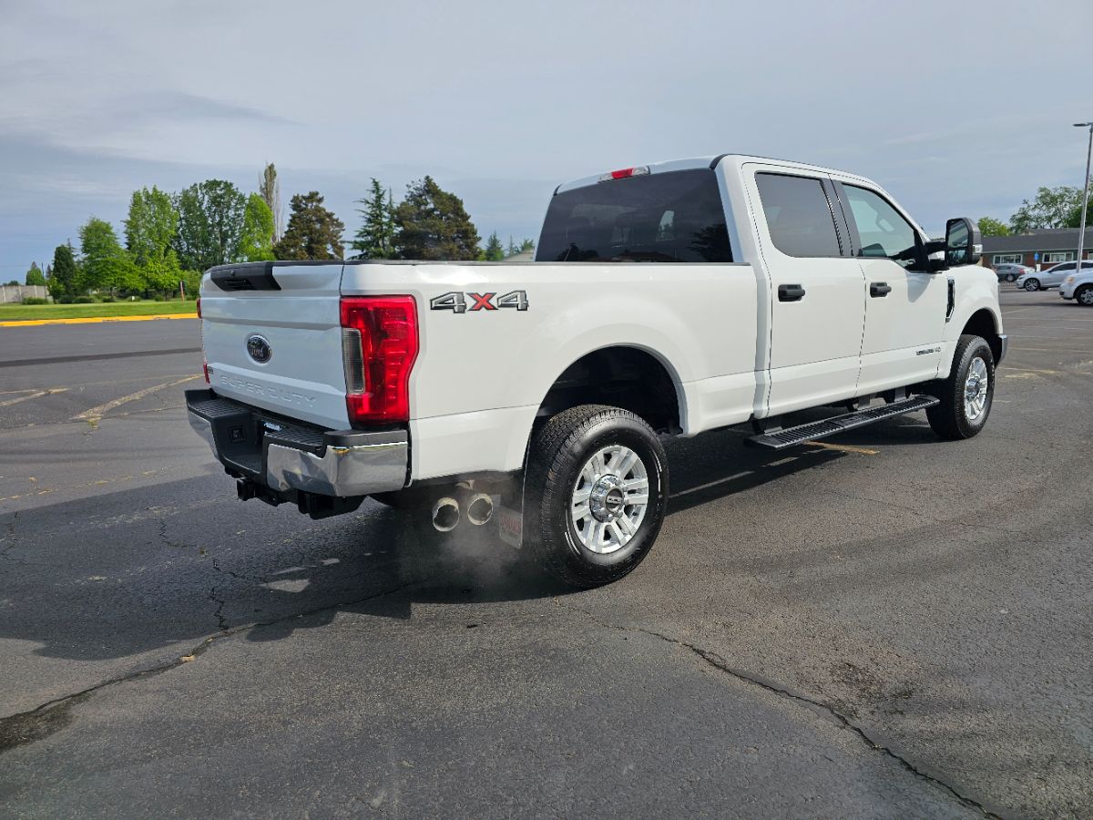 2019 Ford F-250 Super Duty XLT - Photo 19