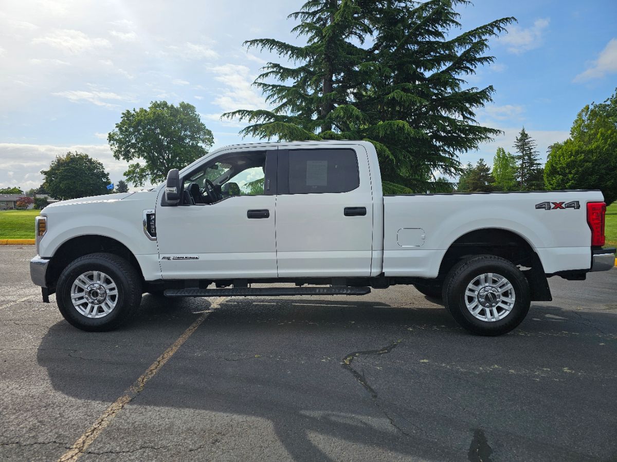 2019 Ford F-250 Super Duty XLT - Photo 24