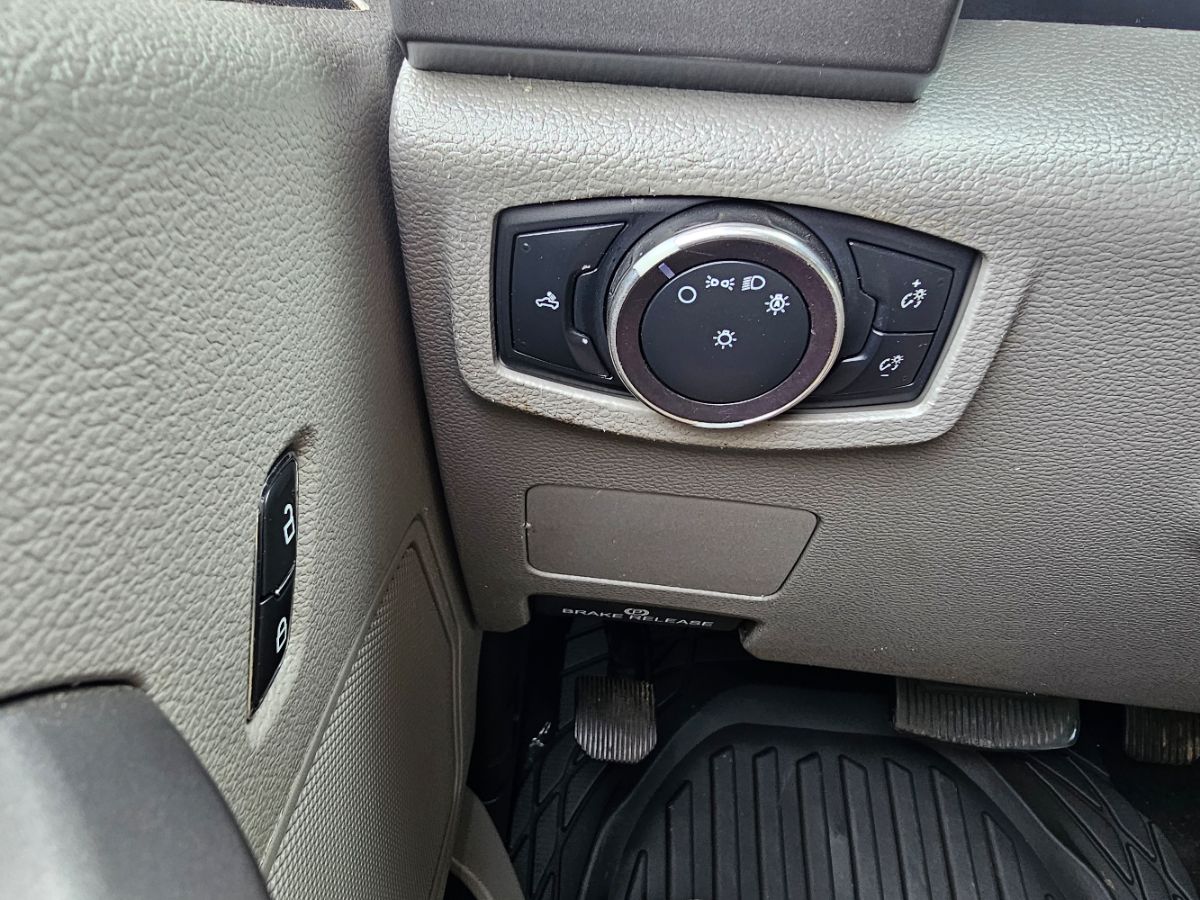 2019 Ford F-250 Super Duty XLT - Photo 35