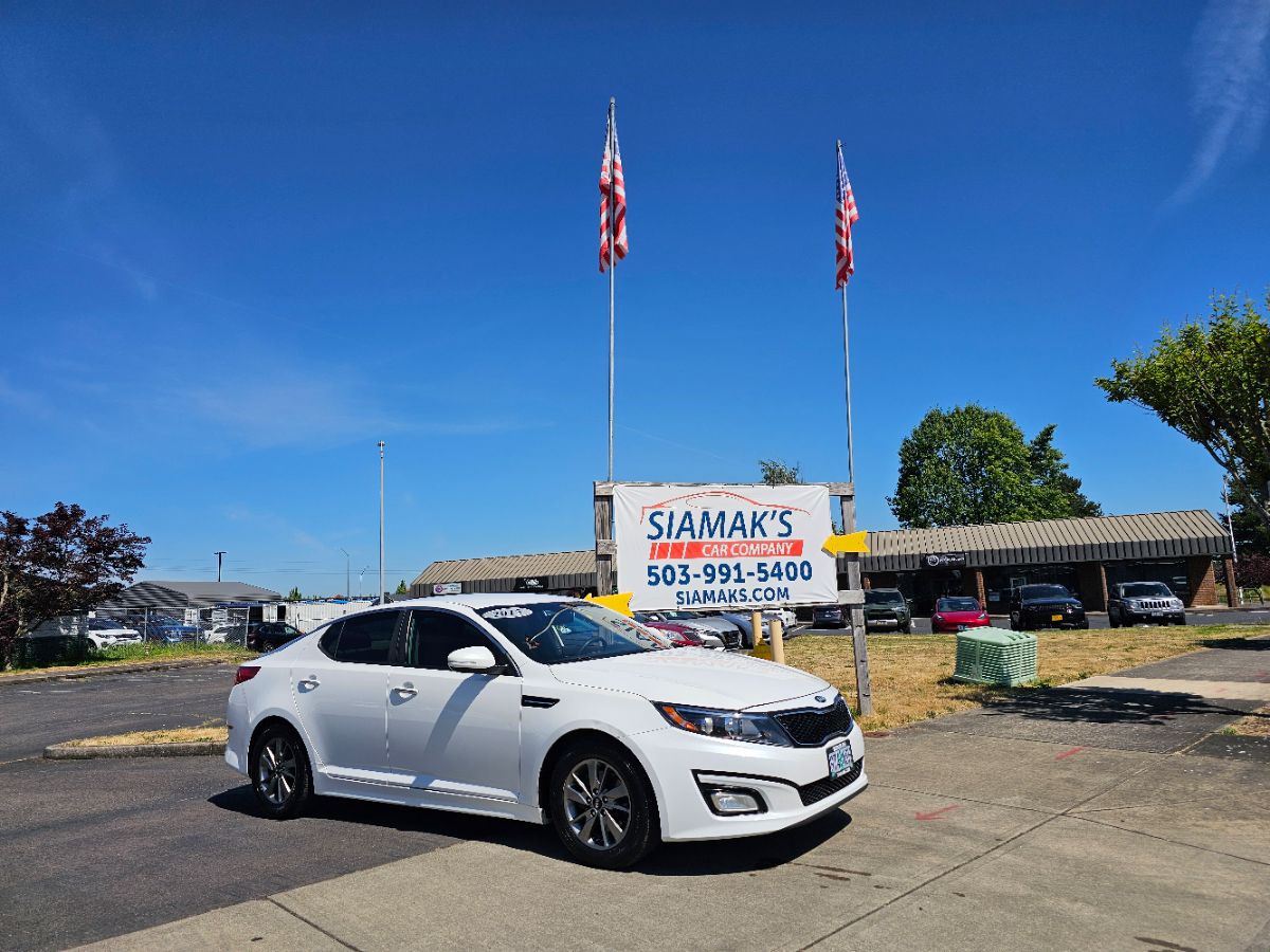 2015 Kia Optima LX AT's photo