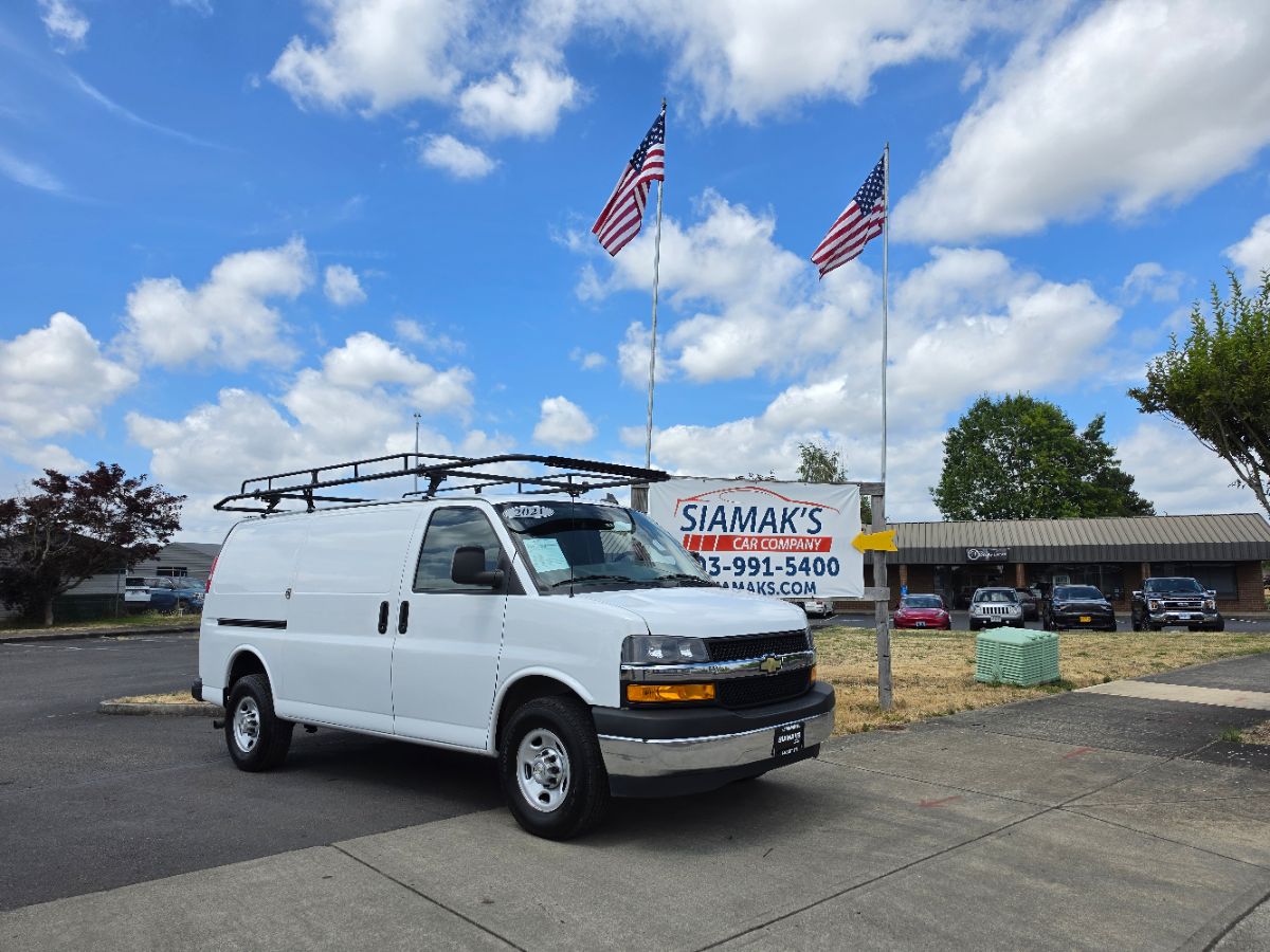 2021 Chevrolet Express 3500 Work Van HD's photo