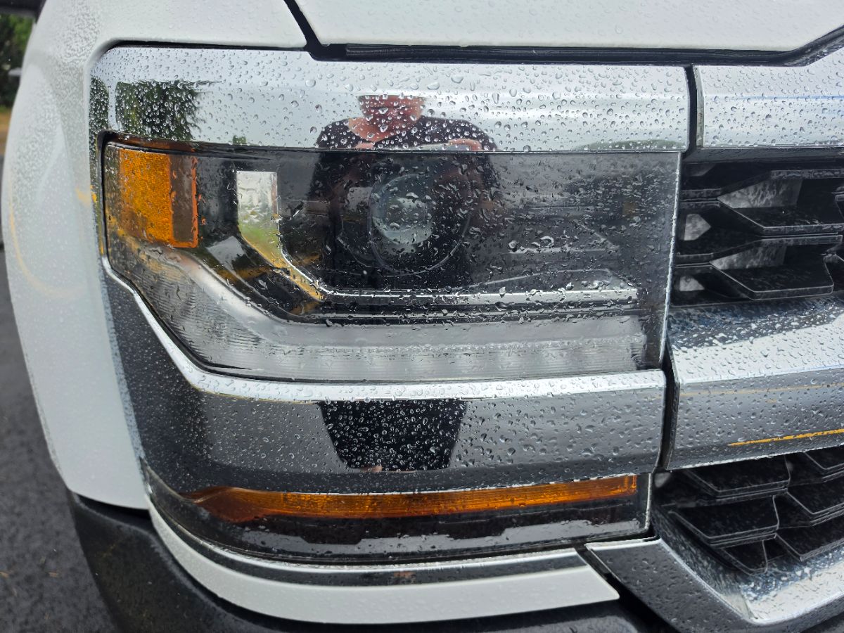 Chevrolet Silverado photo 6