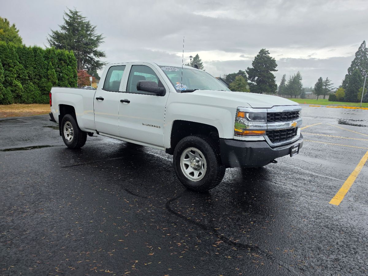 Chevrolet Silverado photo 7