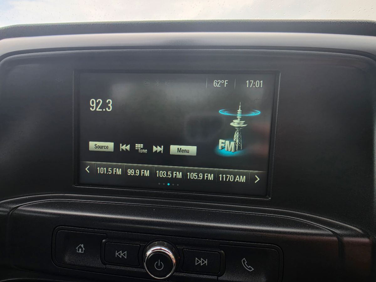 Chevrolet Silverado photo 10