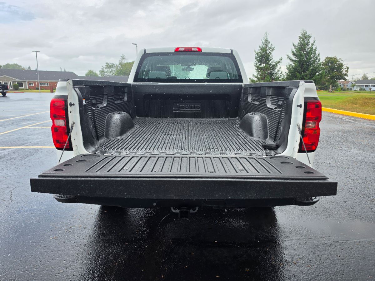 Chevrolet Silverado photo 20
