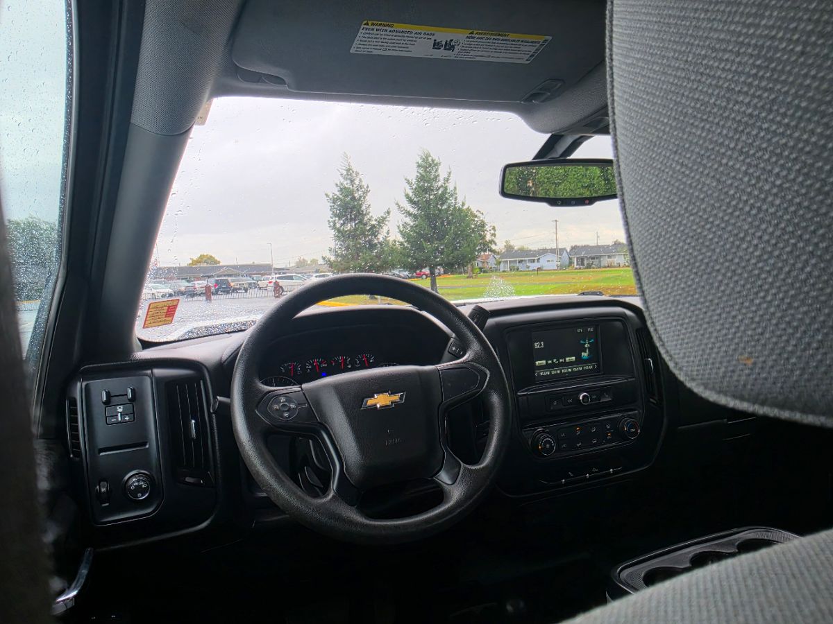 Chevrolet Silverado photo 25
