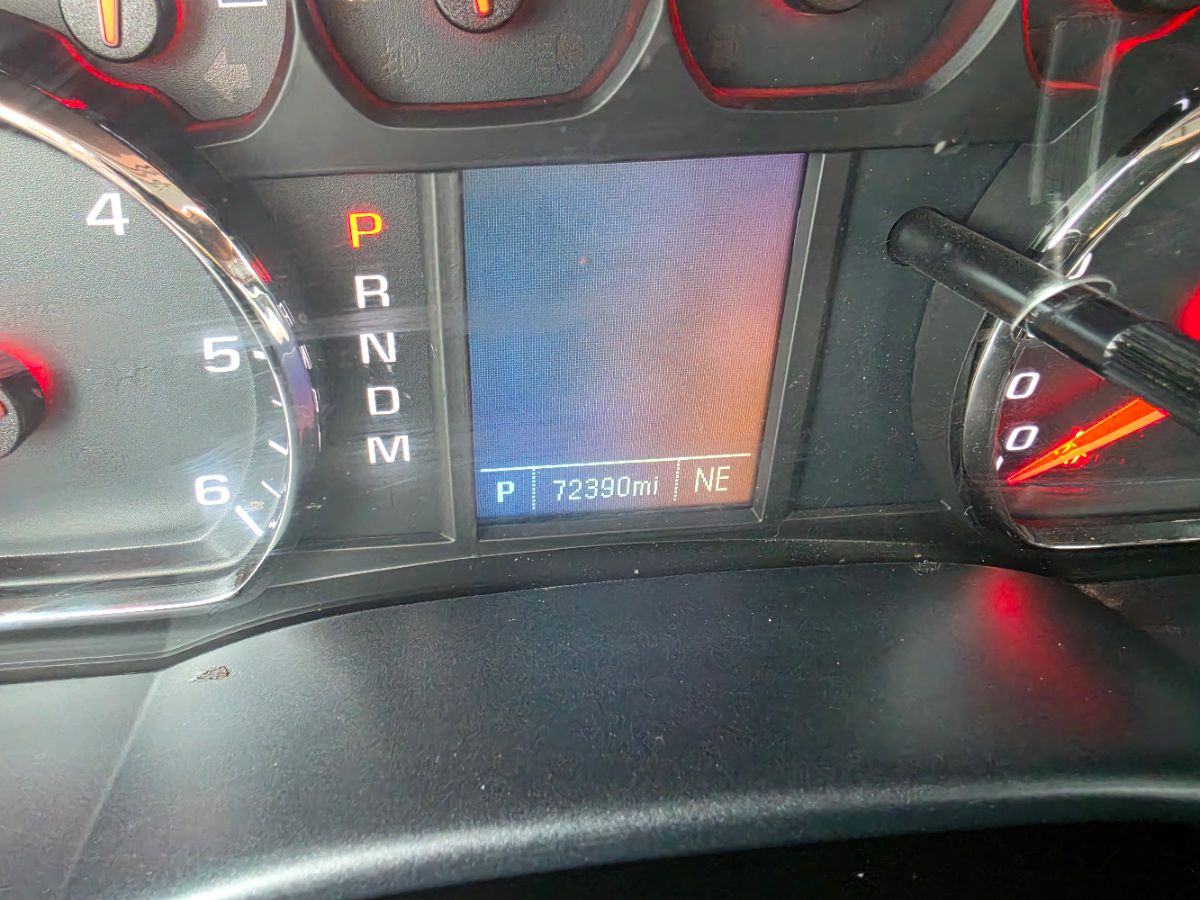 Chevrolet Silverado photo 29