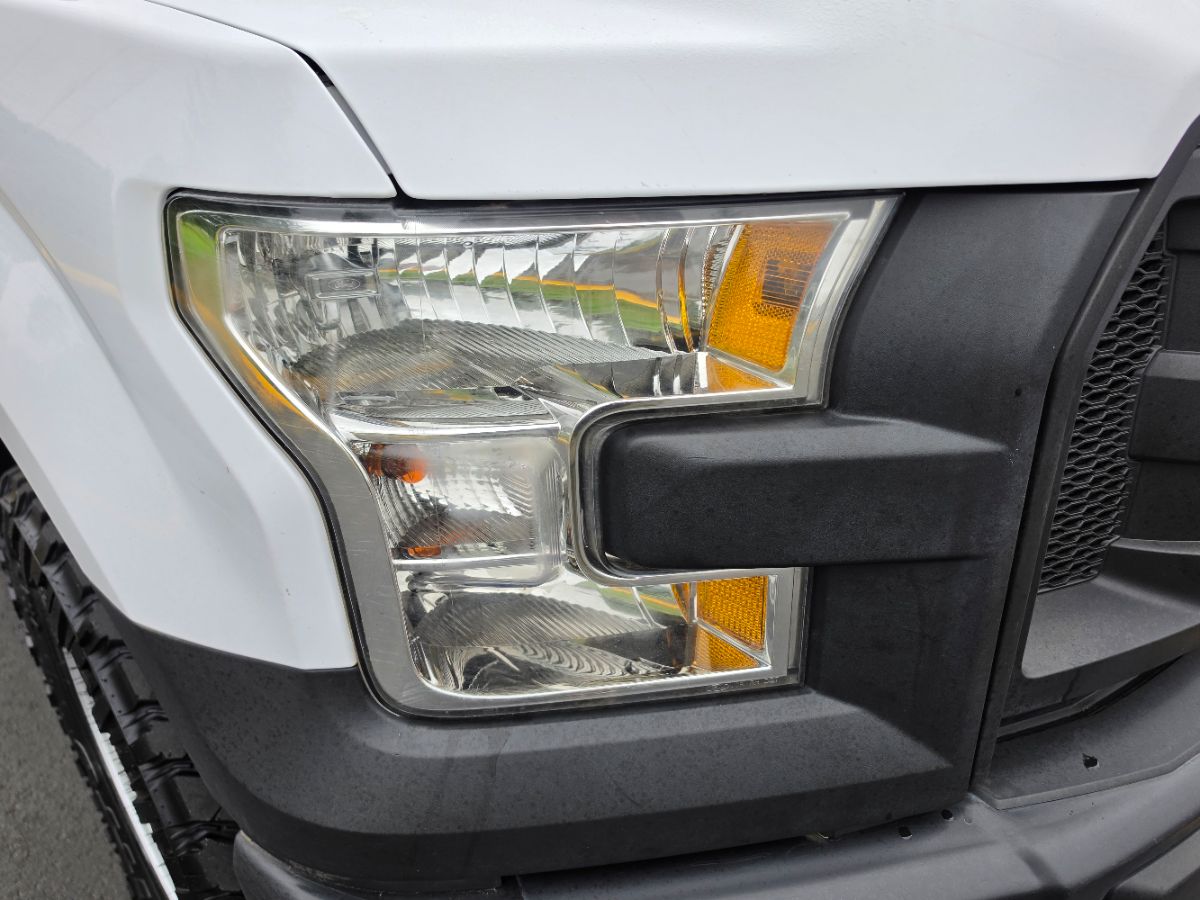 Ford F-150 photo 6