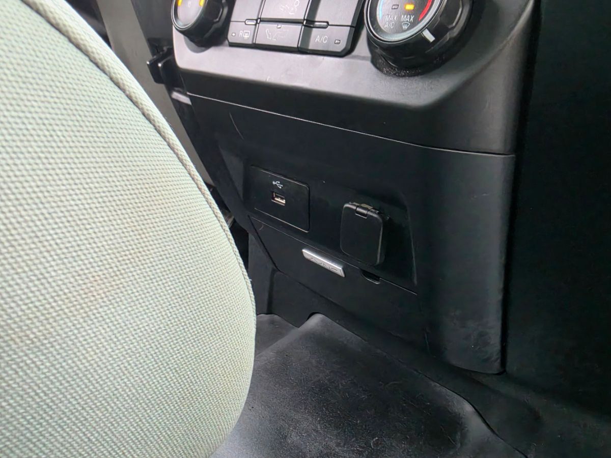 Ford F-150 photo 13