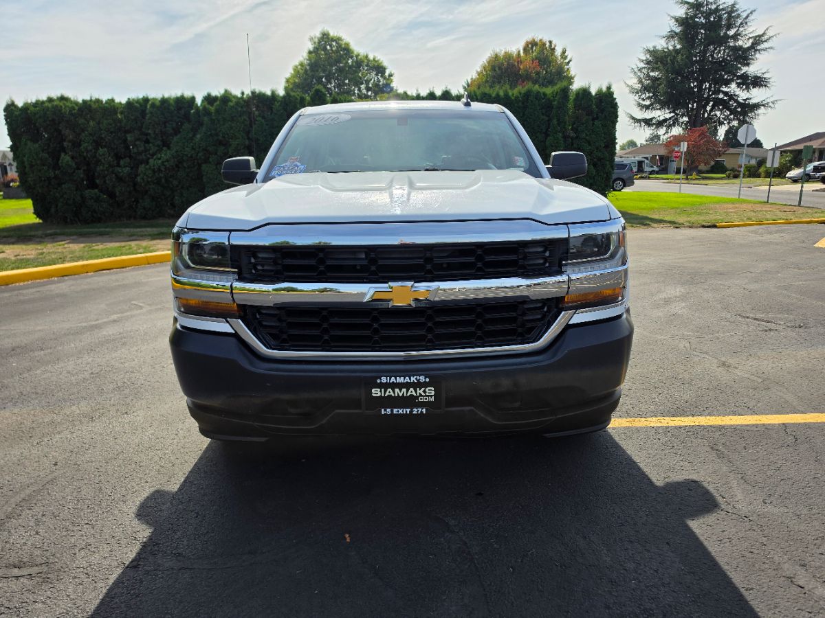 Chevrolet Silverado photo 5