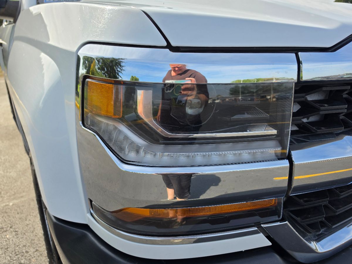 Chevrolet Silverado photo 6