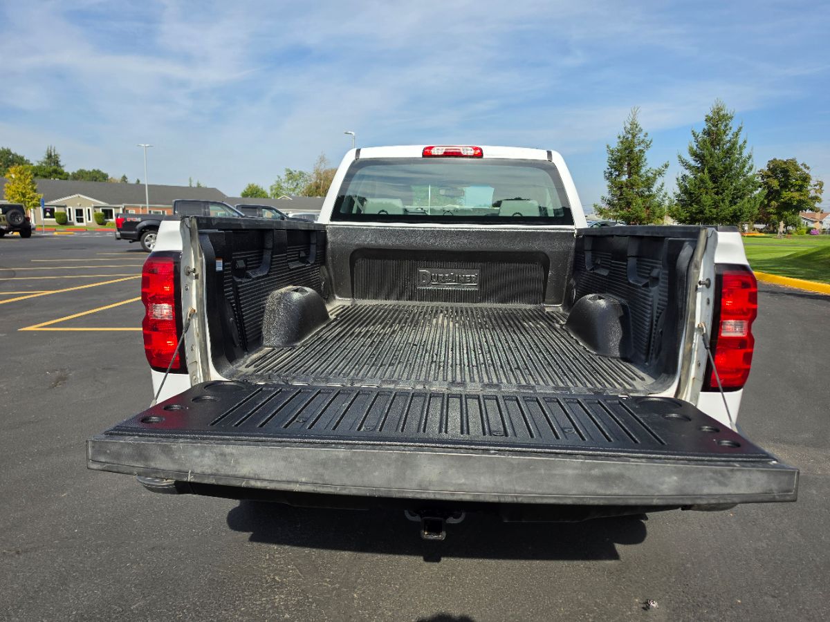 Chevrolet Silverado photo 22