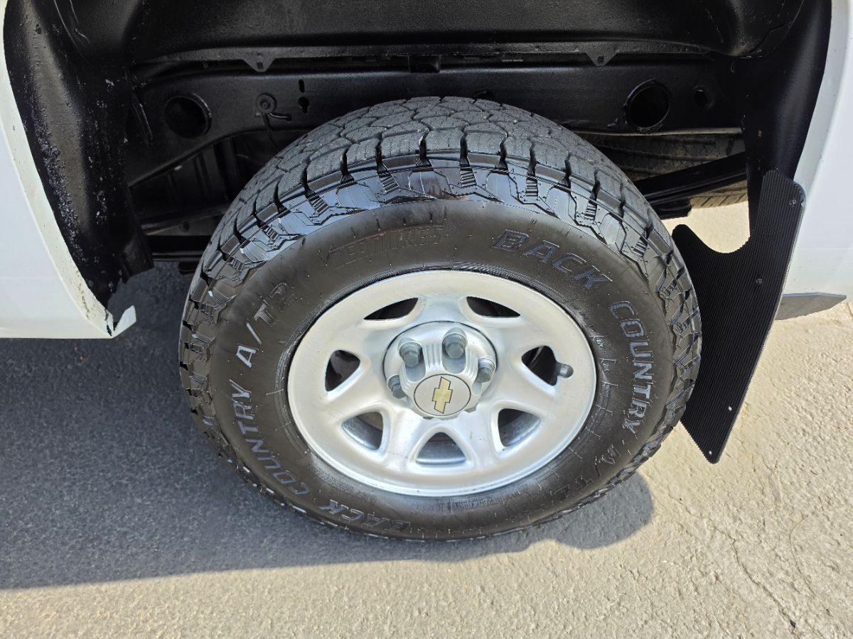 Chevrolet Silverado photo 25