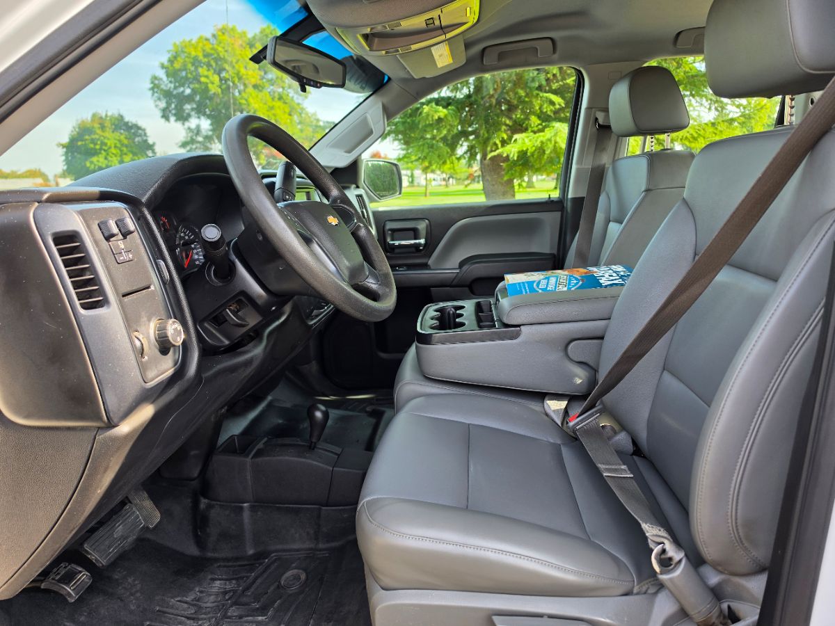 Chevrolet Silverado photo 30