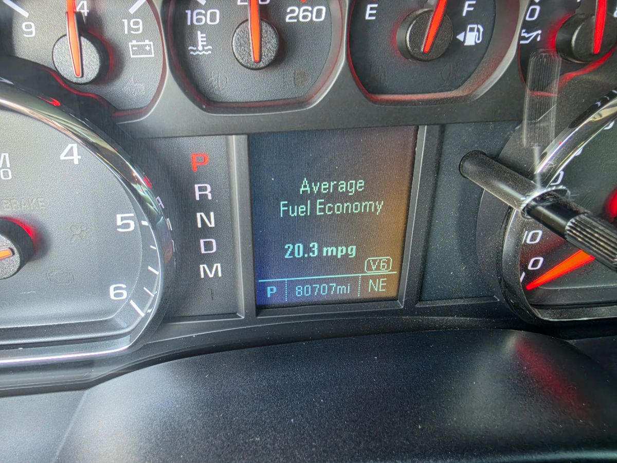Chevrolet Silverado photo 31