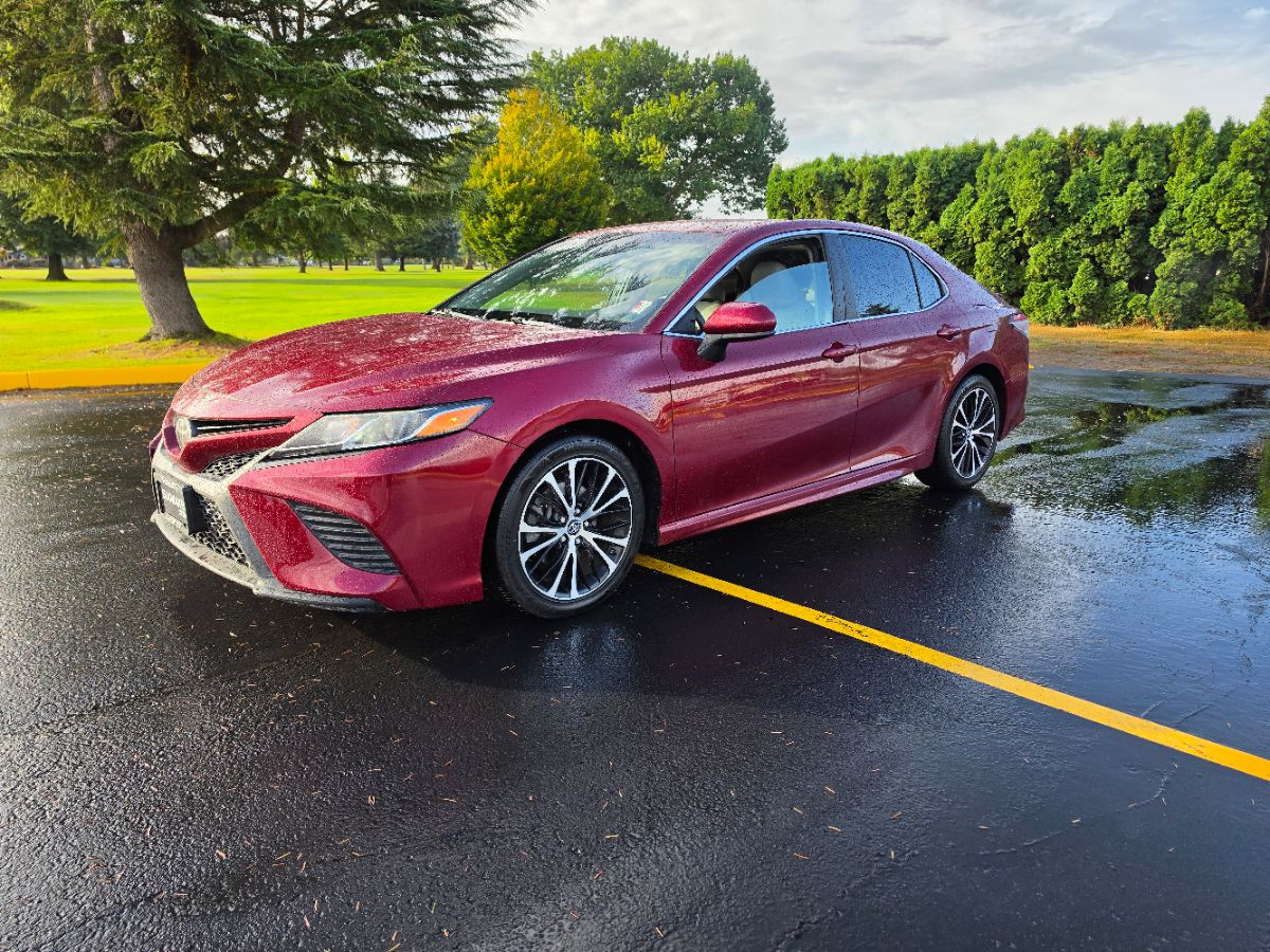 Toyota Camry photo 4