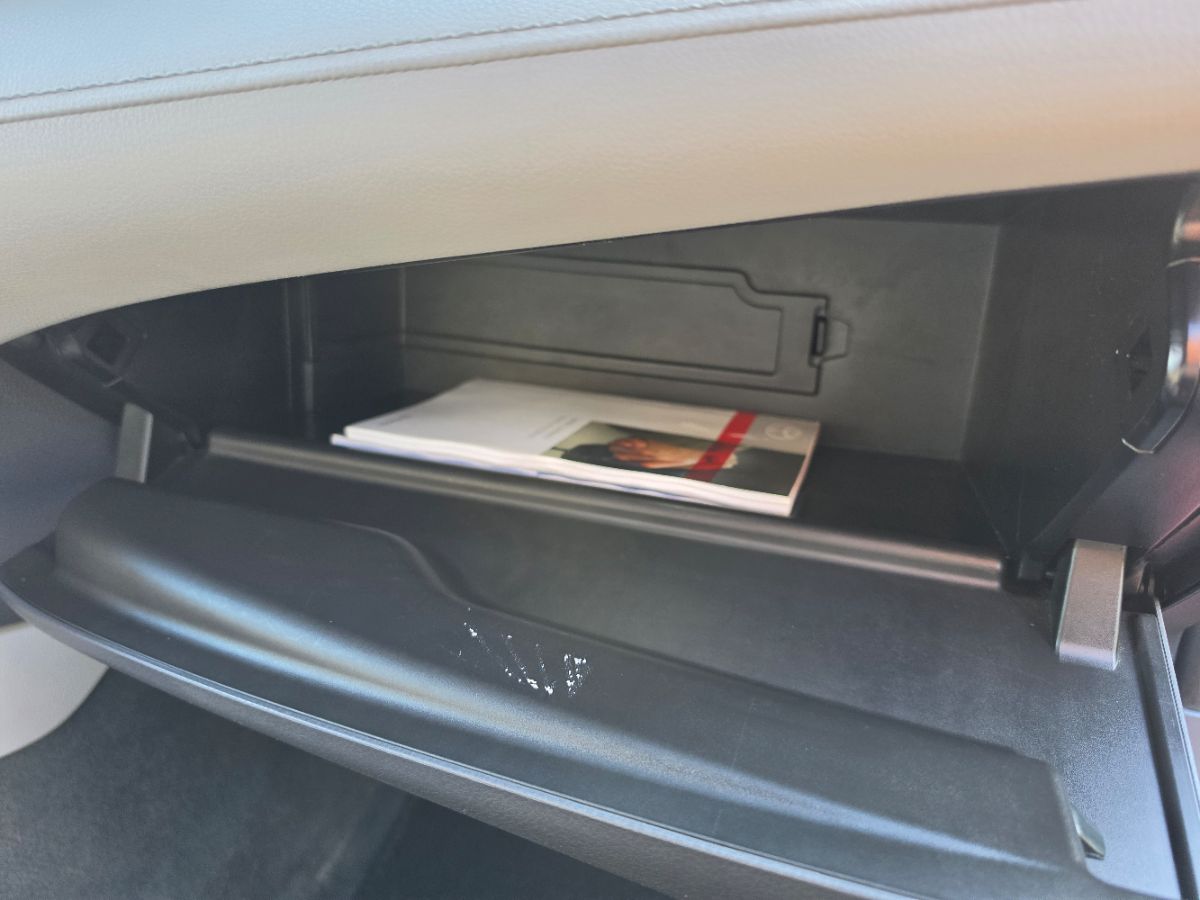 Toyota Camry photo 14