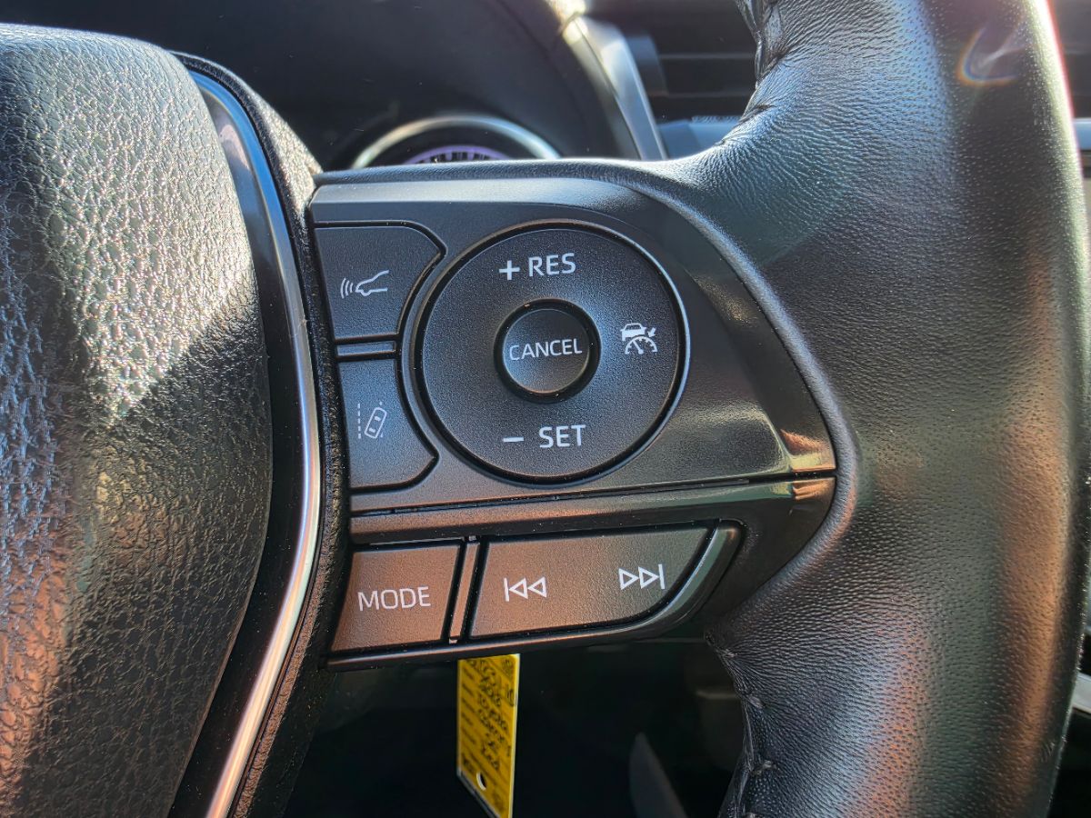 Toyota Camry photo 33