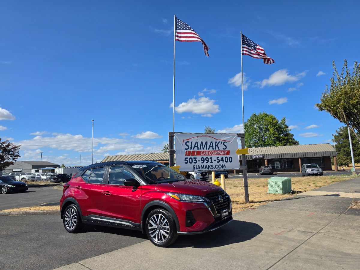 2021 Nissan Kicks SR 4 DOOR CROSSOVER BLACK TOP