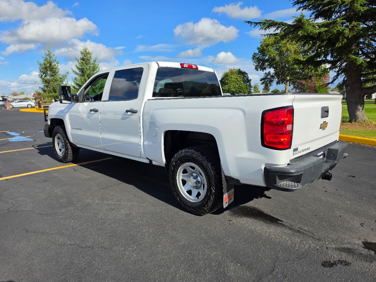 Chevrolet Silverado photo 23