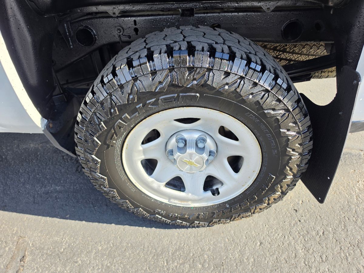 Chevrolet Silverado photo 25