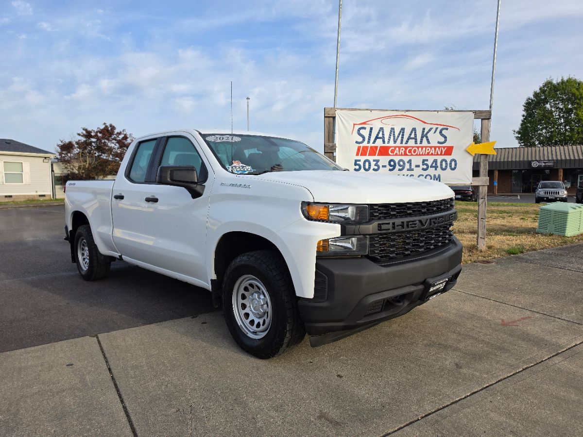 Chevrolet Silverado photo 3