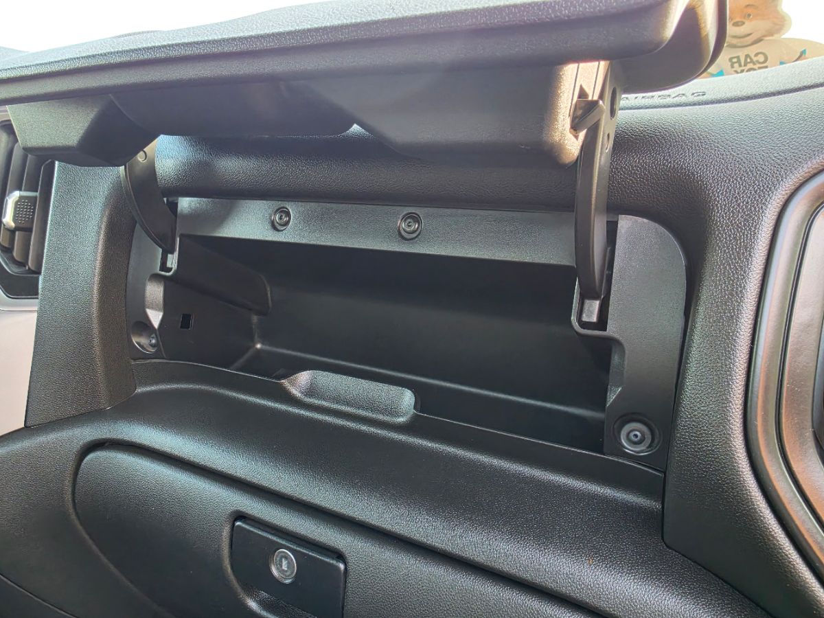 Chevrolet Silverado photo 13