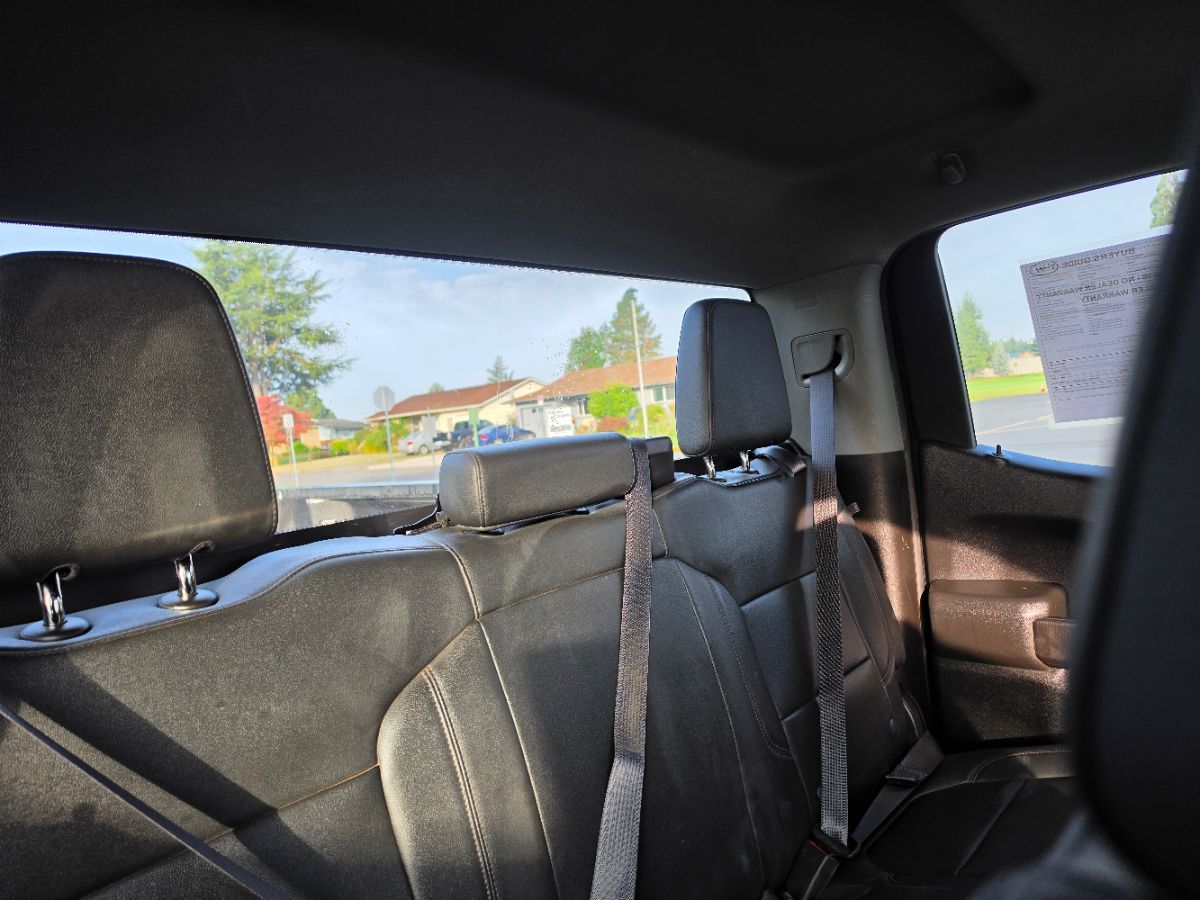 Chevrolet Silverado photo 17
