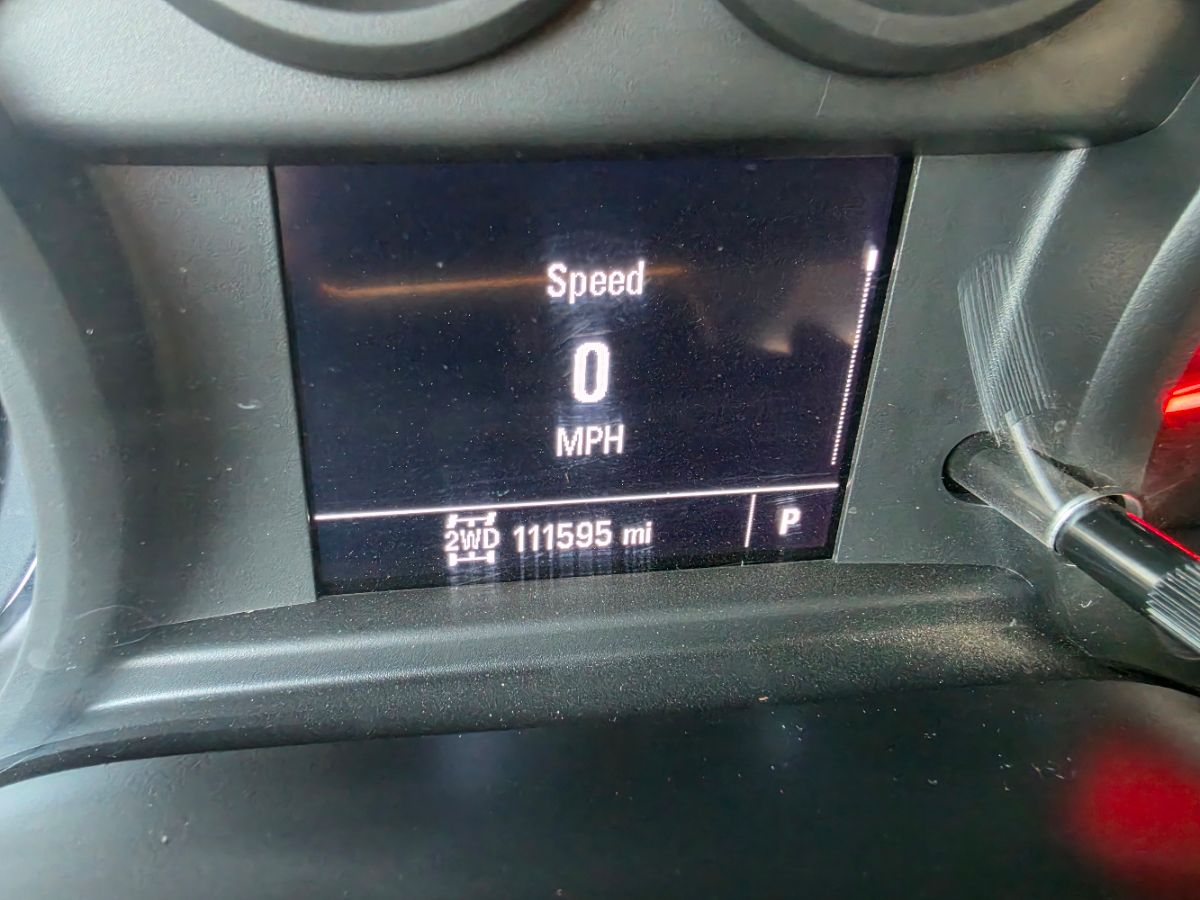 Chevrolet Silverado photo 35