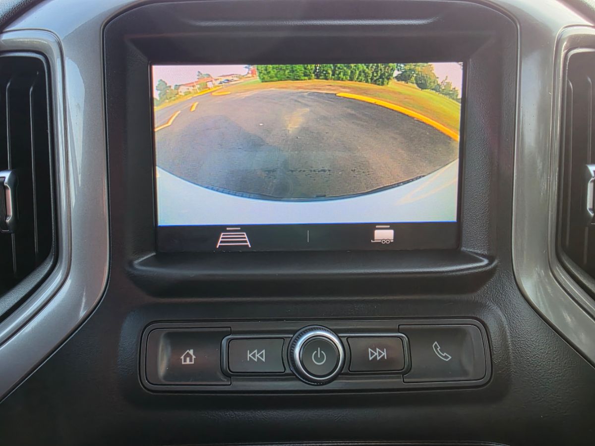 Chevrolet Silverado photo 36